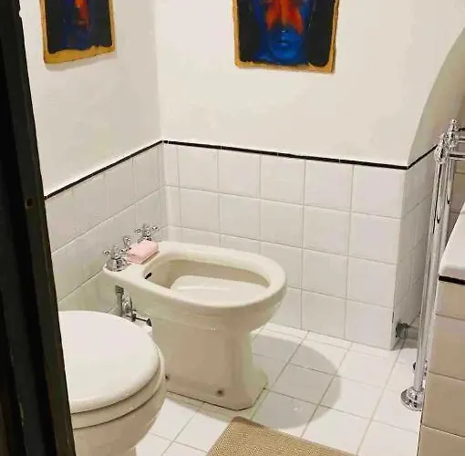 Loft Ingresso Independente Zona San Lorenzo Rom